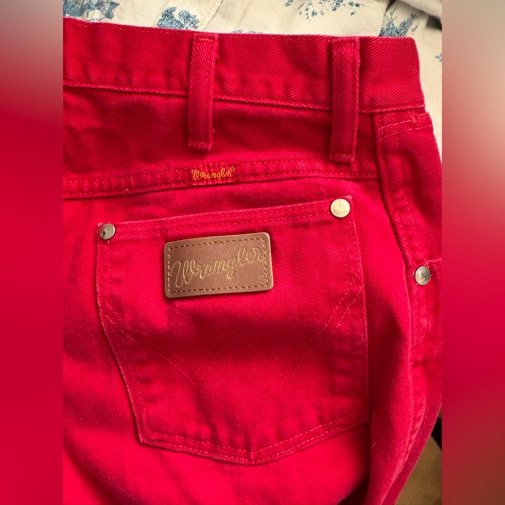Final price* 80s Wrangler Jeans in cherry red - Picture 5 of 9
